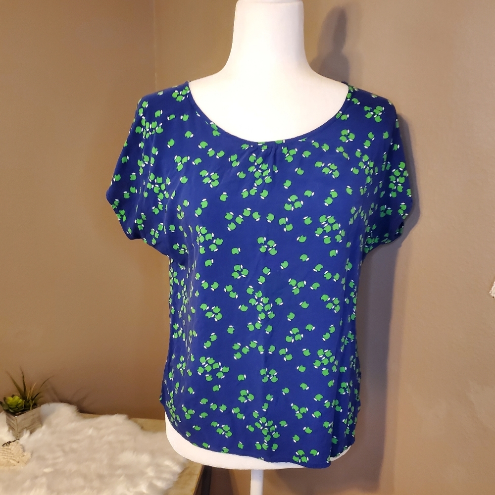 Old Navy Green Apple Shirt Sz M